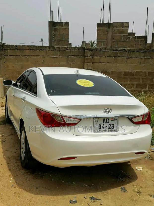Hyundai Sonata 2012 White