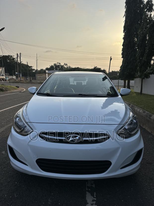 Hyundai Accent 2017 White
