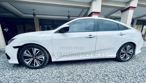 Honda Civic EX-L 4dr Sedan (1.5L 4cyl) 2017 White