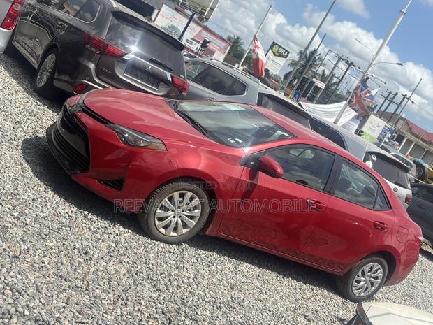 Toyota Corolla 2016 Red
