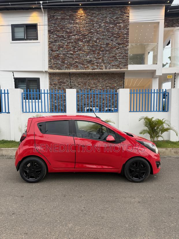 Chevrolet Spark 1LT 4dr Hatchback (1.2L 4cyl CVT) 2014 Red