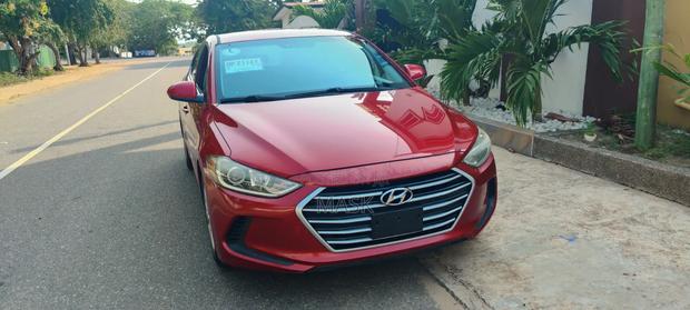 Hyundai Elantra 2017 Red