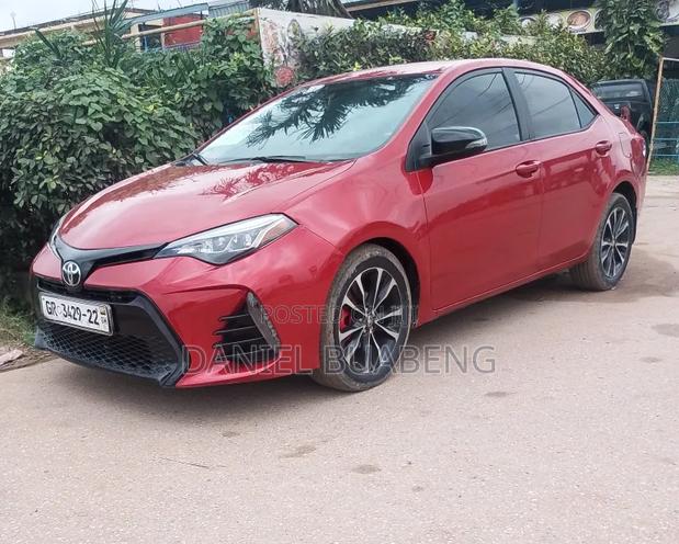 Toyota Corolla 2017 Red