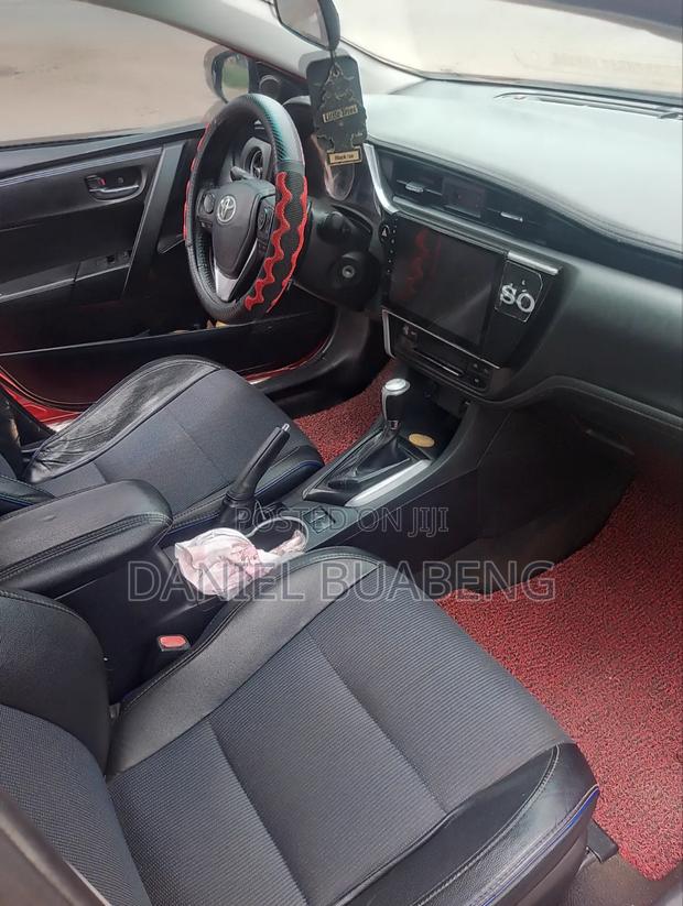 Toyota Corolla 2017 Red