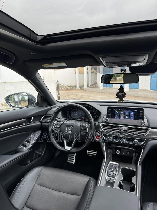 Honda Accord Sport 2.0T 2022 White