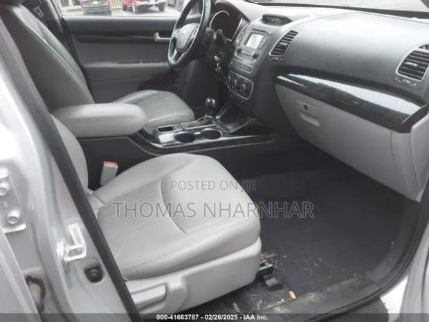 Kia Sorento 2015 Silver