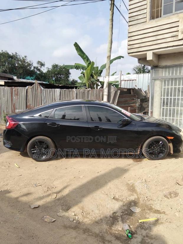 Honda Civic EX Coupe 2019 Black