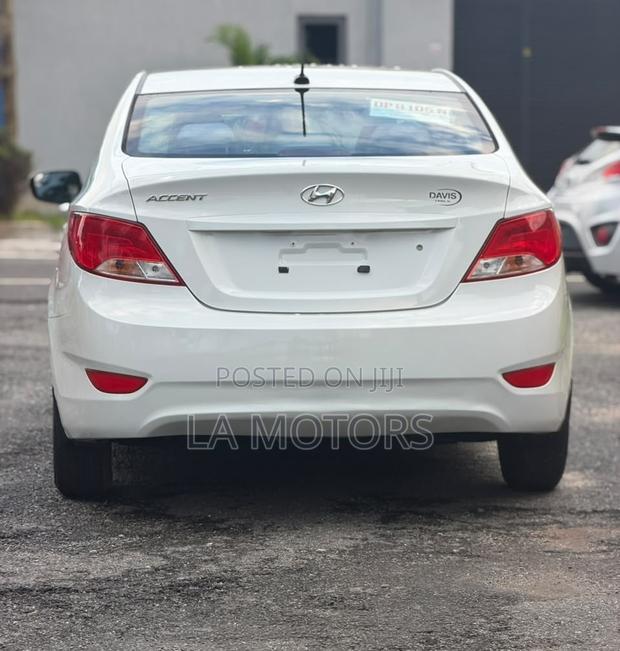 Hyundai Accent 2019 White
