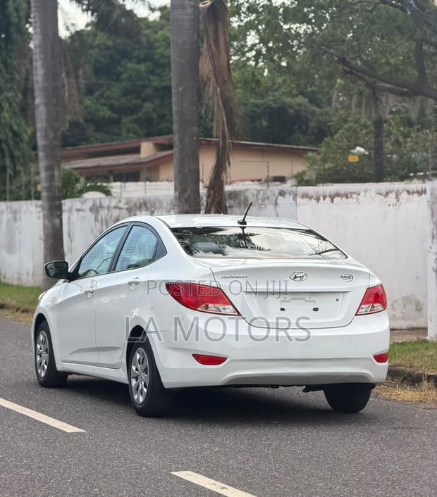 Hyundai Accent 2019 White