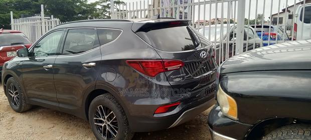 Hyundai Santa Fe 2016 Gray