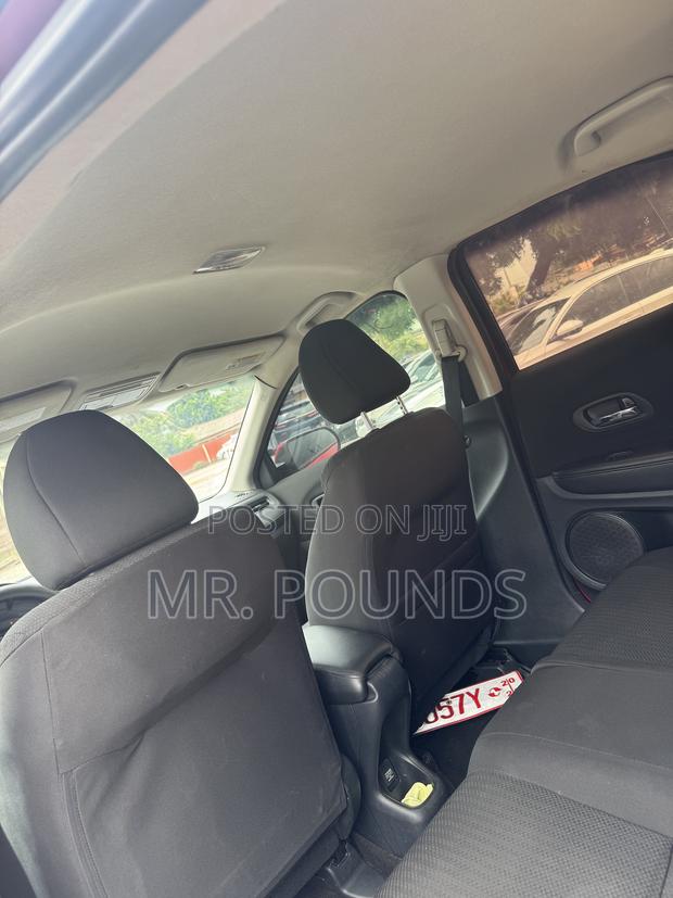 Honda HR-V 4dr SUV (1.5L 4cyl CVT) 2016 Red