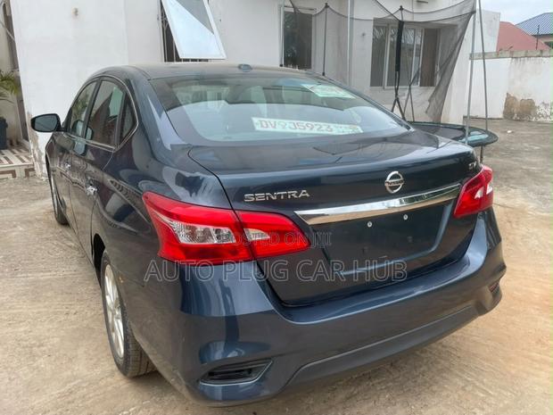 Nissan Sentra 2017 Blue