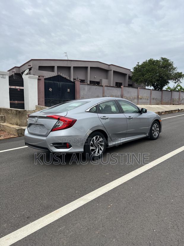 Honda Civic EX-L 4dr Sedan (1.5L 4cyl) 2016 Gray