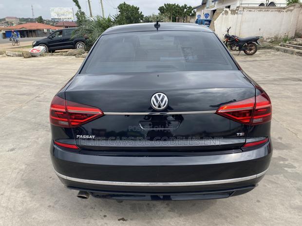 Volkswagen Passat 2.0T SE R-Line 2019
