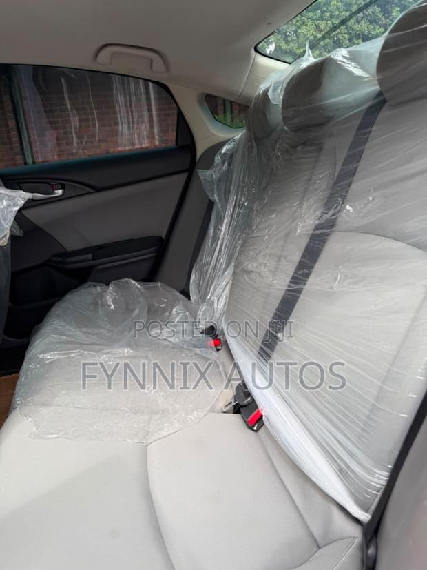 Honda Civic EX Sedan 2019