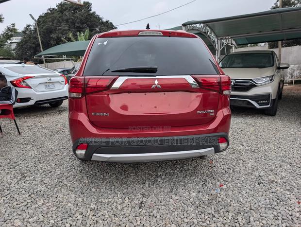 Mitsubishi Outlander SE AWC 2017 Red