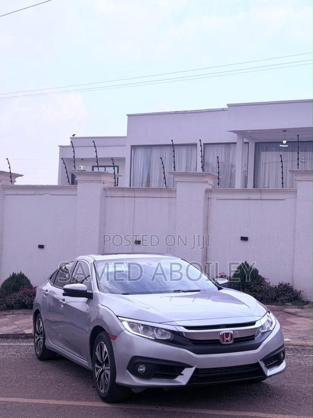Honda Civic 2018 Silver