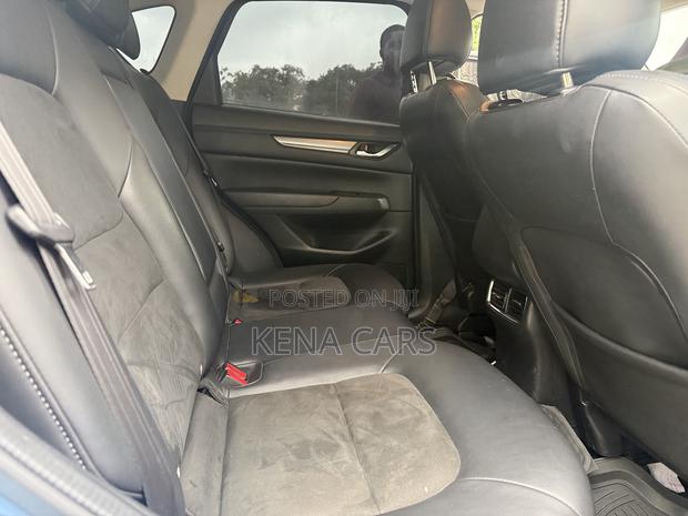 Mazda CX-5 2020 Blue