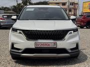 Kia Carnival 2022 White for sale