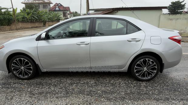 Toyota Corolla S 4dr Sedan (1.8L 4cyl CVT) 2016 Silver