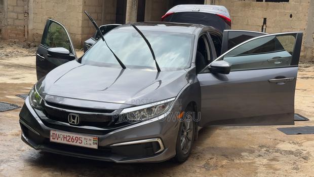 Honda Civic 2020 Gray