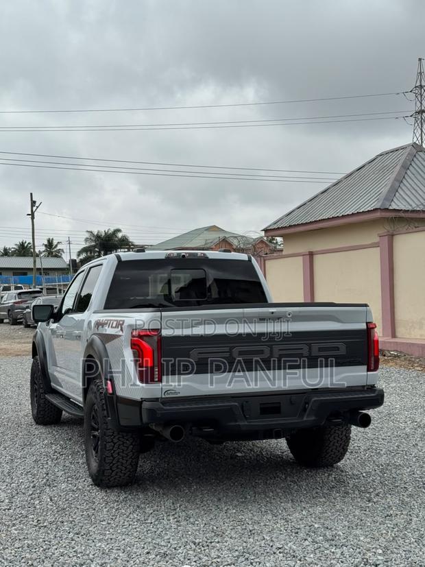 Ford F-150 Raptor 4WD SuperCrew 5.5' Box 2025 White