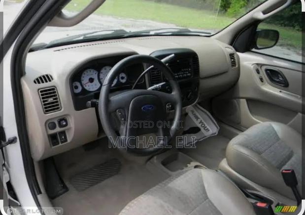 Ford Escape 2003 Black