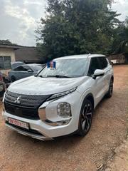Mitsubishi Outlander SE 2022 White for sale