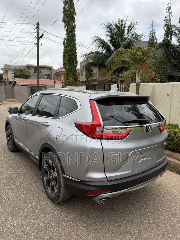 Honda CR-V Touring AWD 2018 Silver
