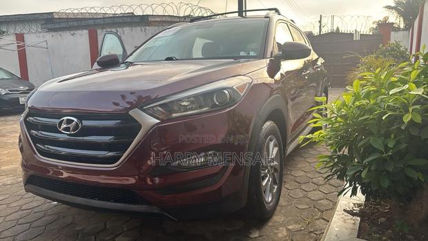 Hyundai Tucson SE AWD 2017 Burgundy