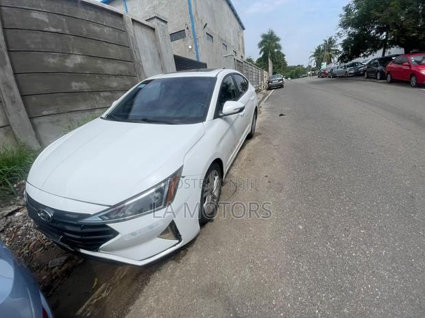 Hyundai Elantra 2020 White