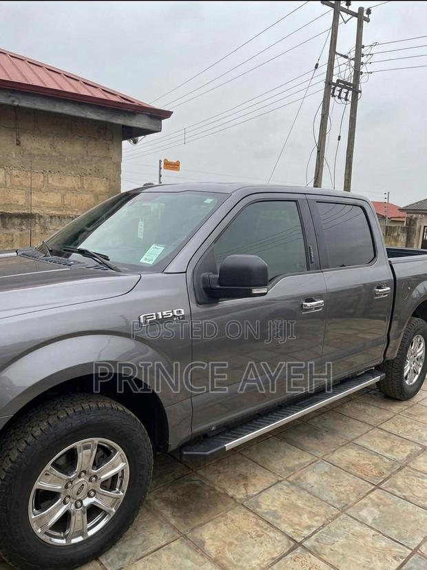 Ford F-150 XLT 2021 Gray