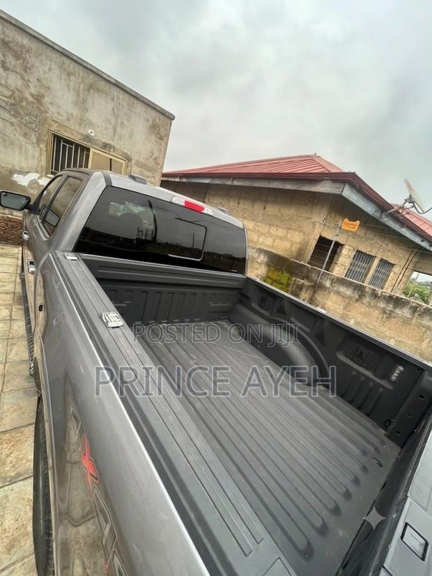 Ford F-150 XLT 2021 Gray