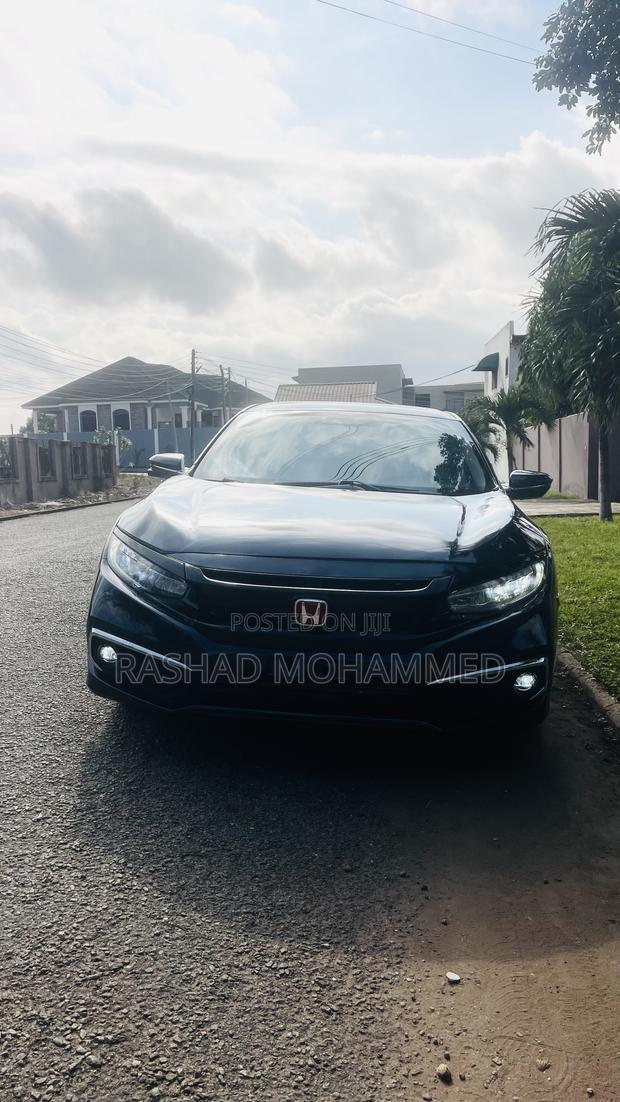 Honda Civic Touring 4dr Sedan (1.5L 4cyl) 2017 Gray