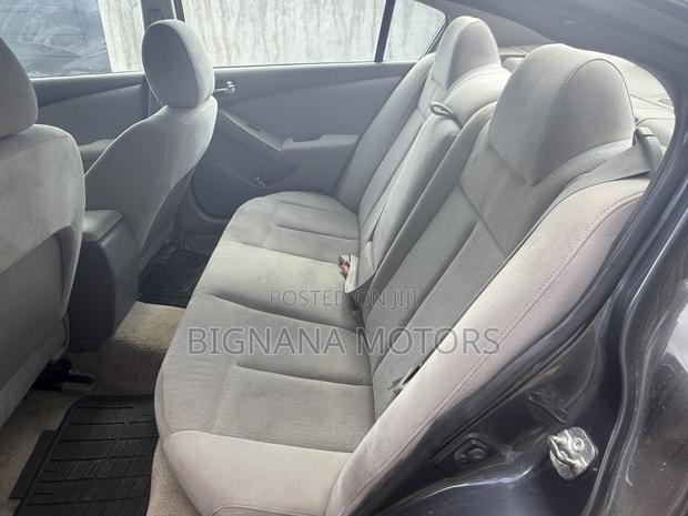 Nissan Altima 2.5 S Sedan 2012 Gray