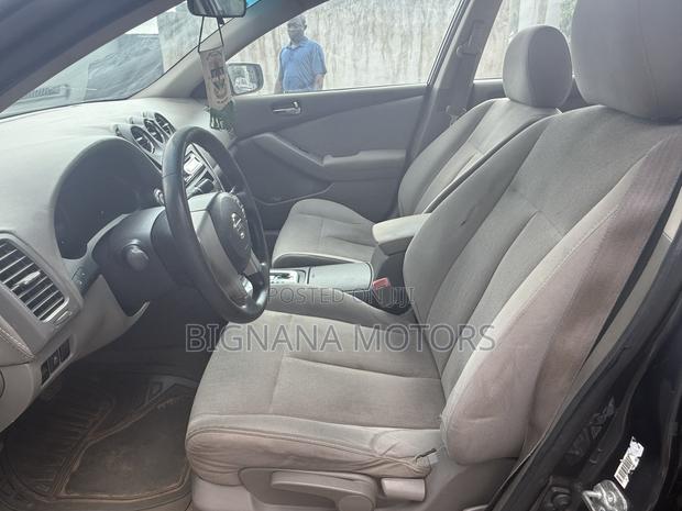 Nissan Altima 2.5 S Sedan 2012 Gray