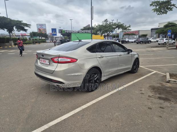 Ford Fusion SE 2013 Beige