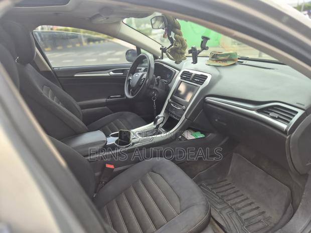 Ford Fusion SE 2013 Beige
