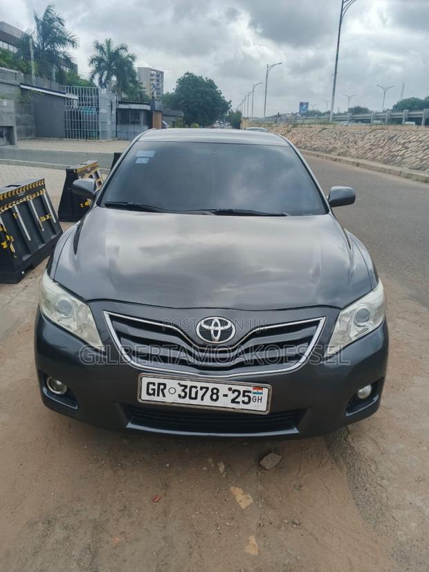 Toyota Camry 2010 Black
