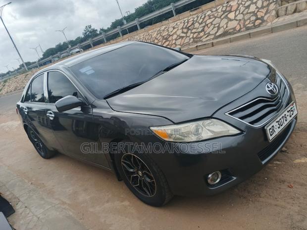 Toyota Camry 2010 Black
