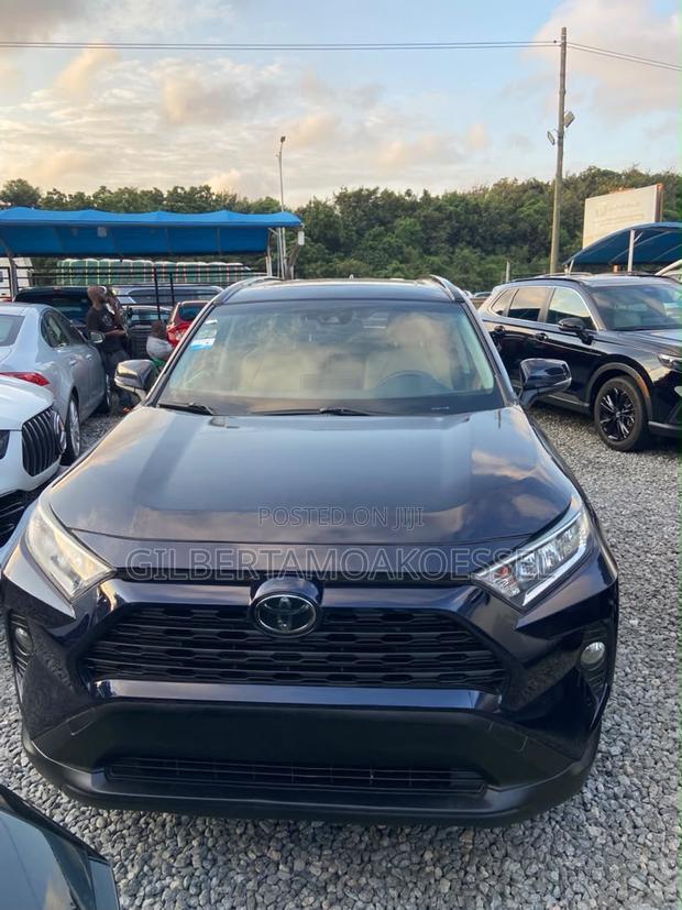 Toyota RAV4 2021 Black