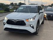 Toyota Highlander Platinum AWD 2023 White for sale