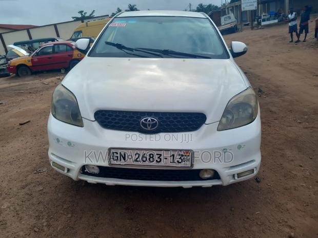 Toyota Matrix 2006 White