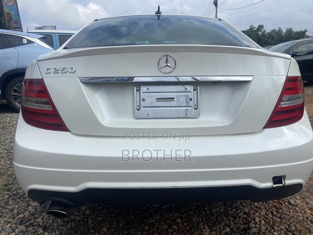Mercedes-Benz C250 2014 White