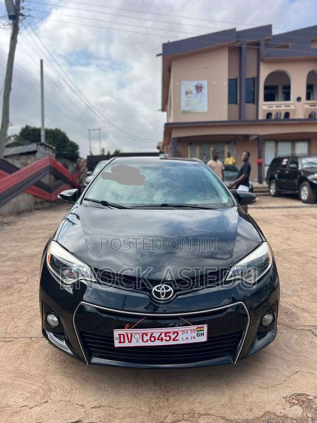 Toyota Corolla S 4dr Sedan (1.8L 4cyl CVT) 2015 Black