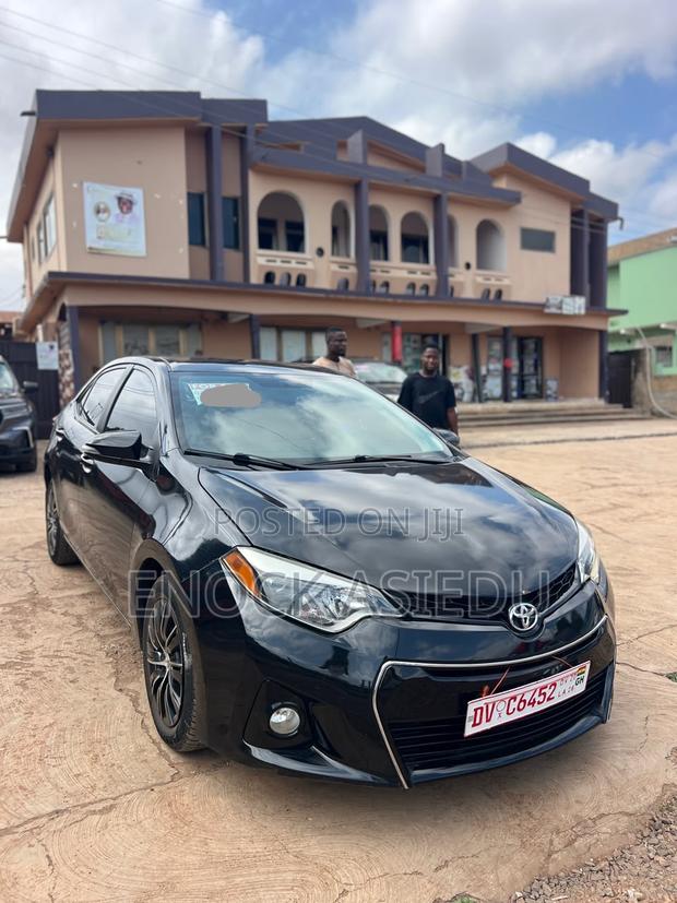 Toyota Corolla S 4dr Sedan (1.8L 4cyl CVT) 2015 Black