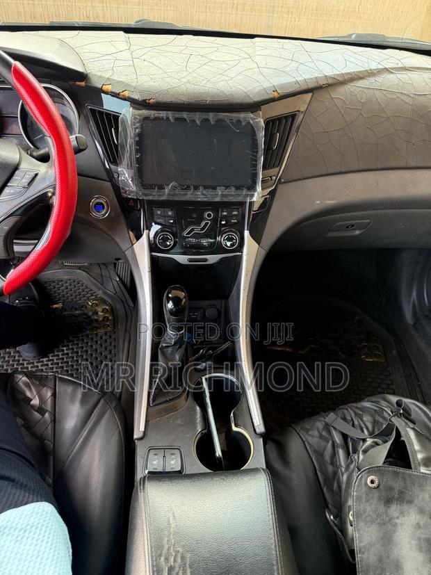 Hyundai Sonata 2013 Black