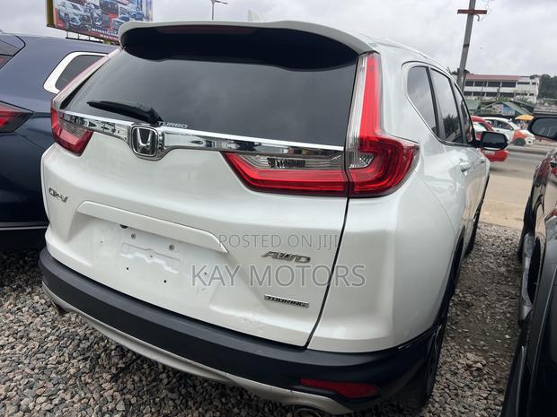 Honda CR-V Touring AWD 2019 White