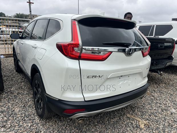 Honda CR-V Touring AWD 2019 White