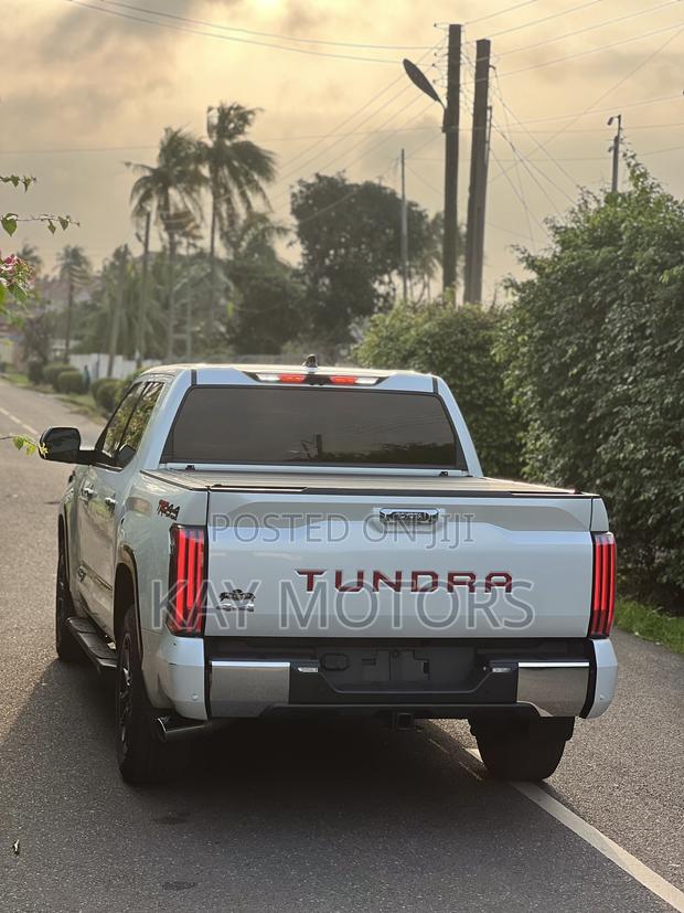Toyota Tundra 1794 Edition CrewMax 6.5' Bed 2024 White
